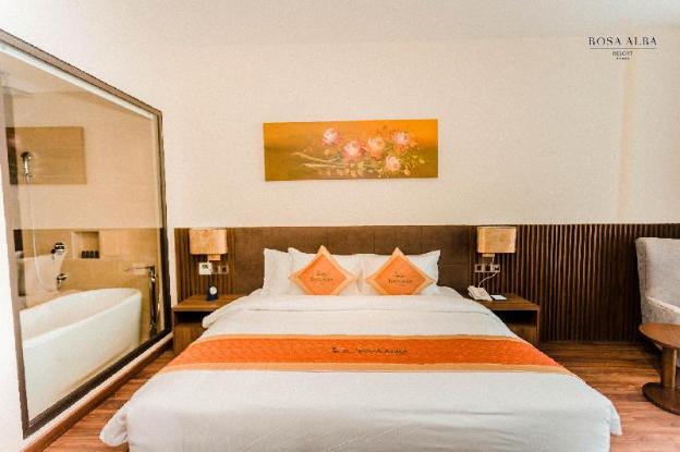 rosa alba resort