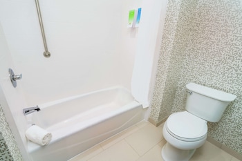 home2 suites by hilton san antonio at the rim