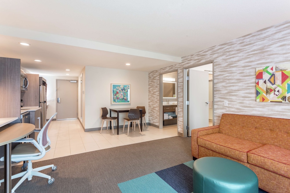 home2 suites by hilton indianapolis northwest