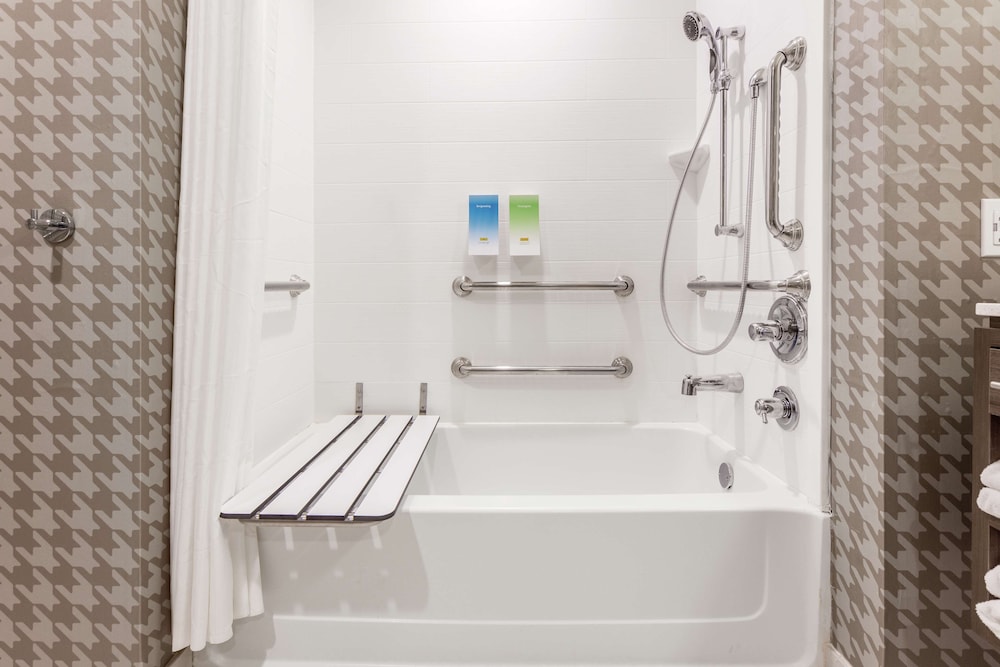 home2 suites by hilton indianapolis northwest