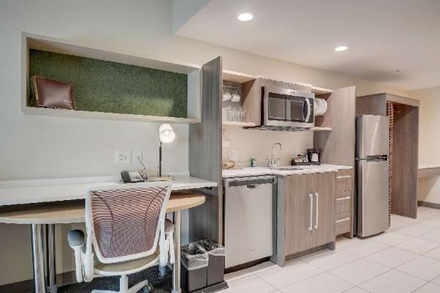 home2 suites by hilton indianapolis northwest