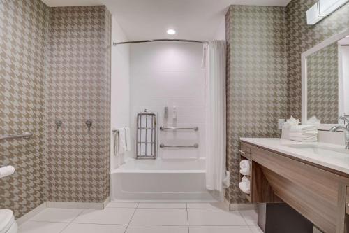 home2 suites by hilton indianapolis northwest