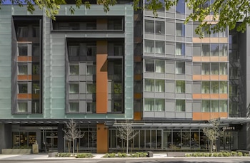 the sound hotel seattle belltown tapestry collection by hilton