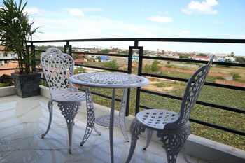 ly residence suite and apartment