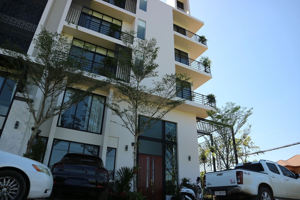 ly residence suite and apartment