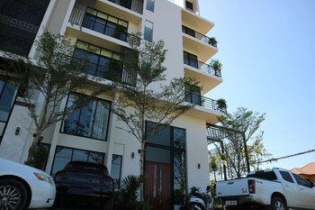 ly residence suite and apartment