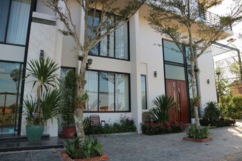 ly residence suite and apartment