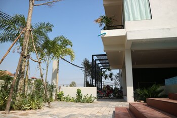 ly residence suite and apartment