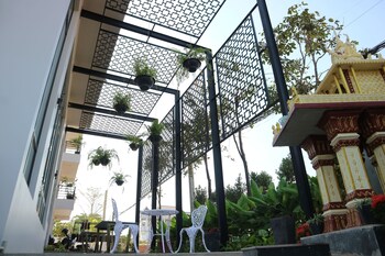 ly residence suite and apartment