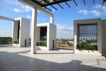 ly residence suite and apartment