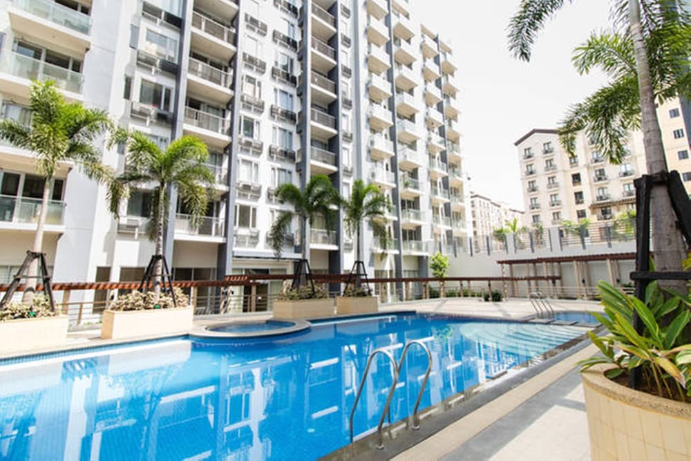 one palm tree villas by smtl properties