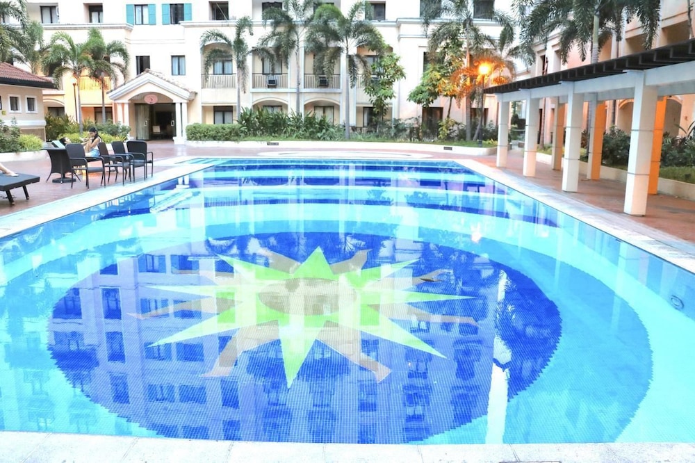 one palm tree villas by smtl properties