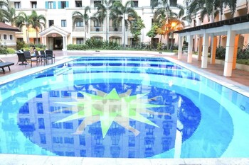 one palm tree villas by smtl properties