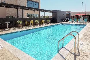 home2 suites by hilton rosenberg sugar land area