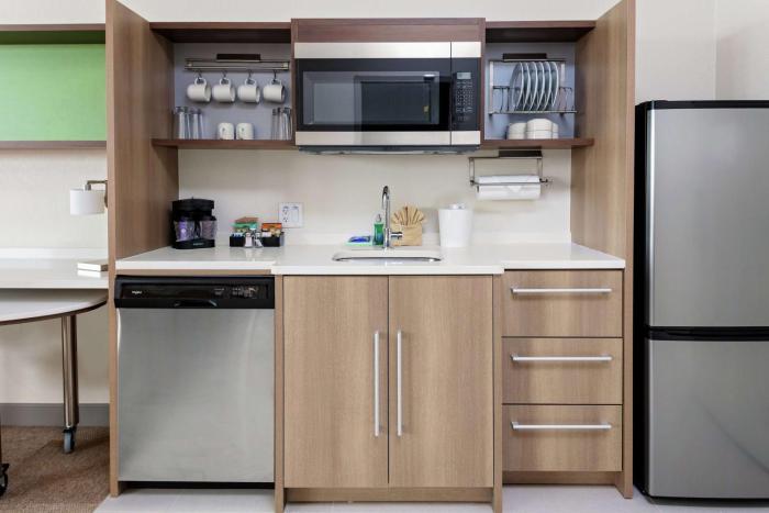 home2 suites by hilton rosenberg sugar land area