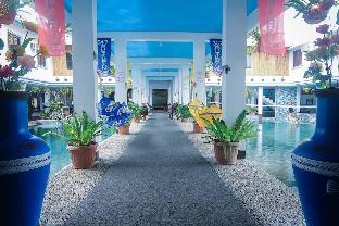 247 Balikbayan Fun Resort,On The Beach,2.5 star