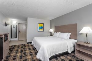 sleep inn terre haute university area