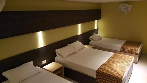 hotel 56 avenue plaza