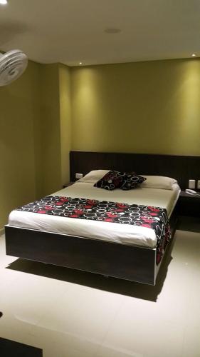 hotel 56 avenue plaza