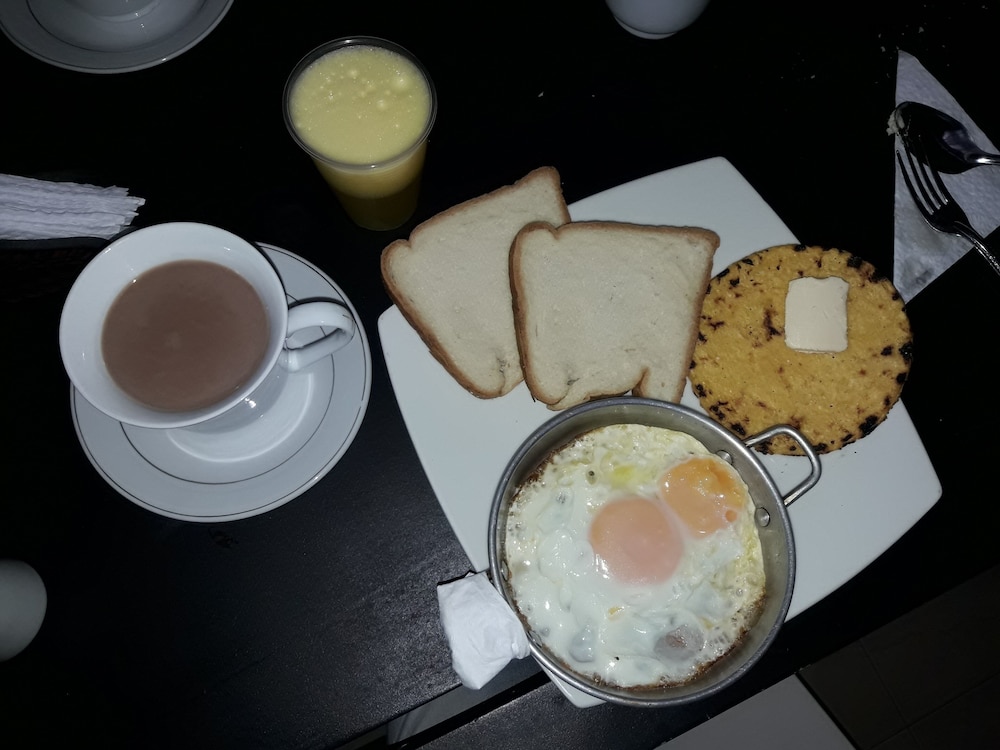 hotel 56 avenue plaza