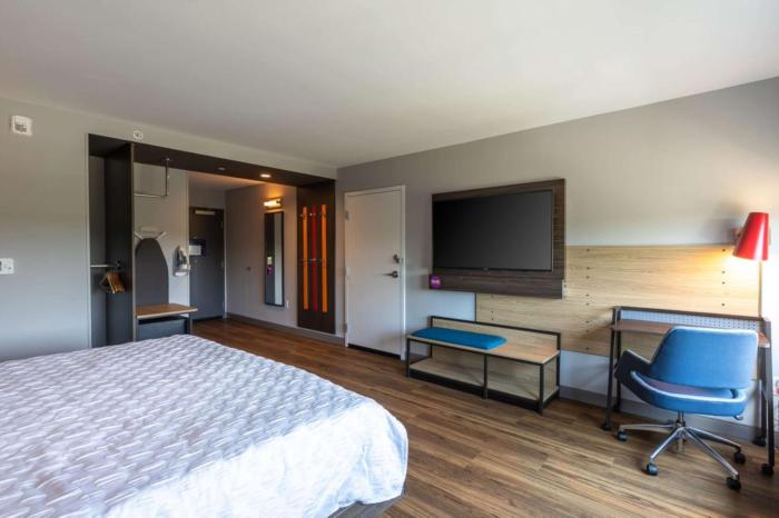 tru by hilton seneca clemson