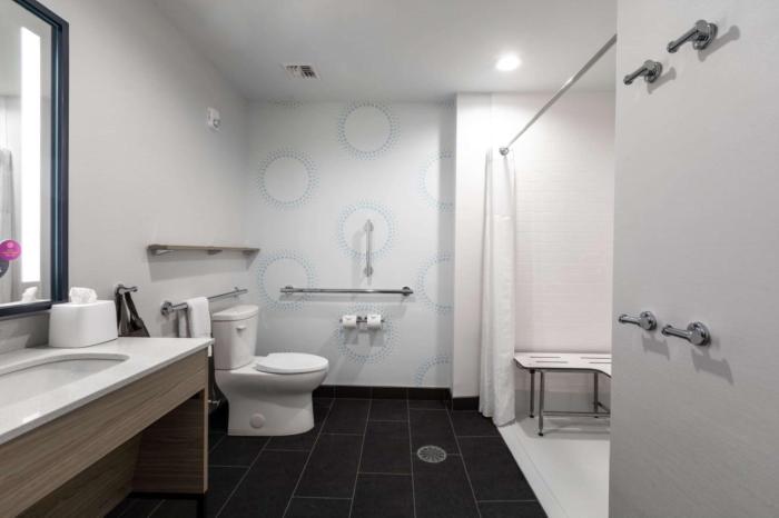 tru by hilton seneca clemson