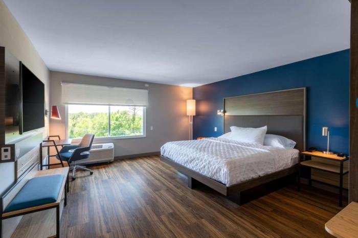 tru by hilton seneca clemson