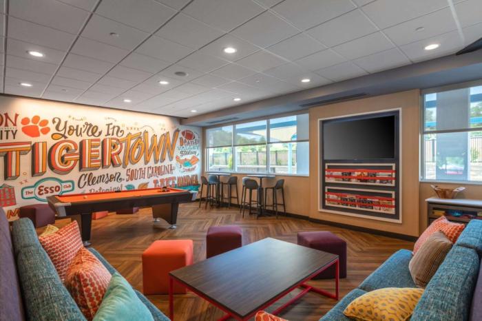 tru by hilton seneca clemson