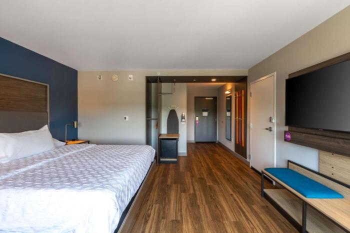 tru by hilton seneca clemson