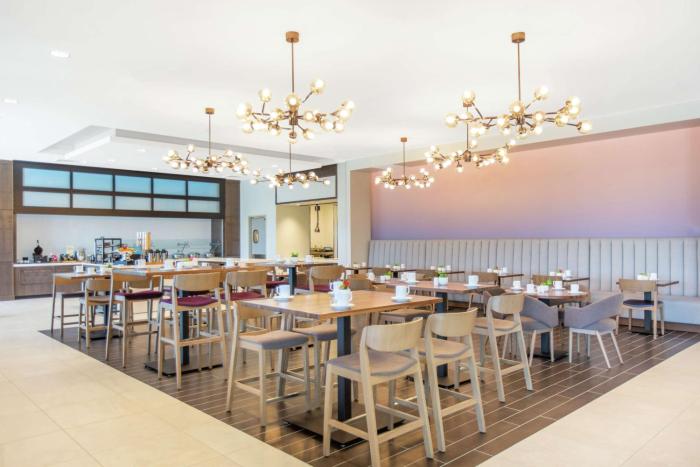 hilton garden inn surprise phoenix