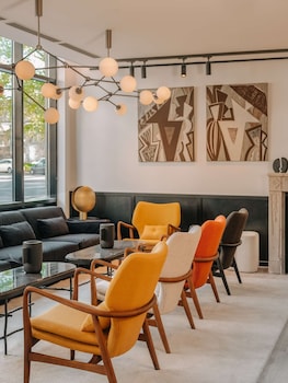 marty hotel bordeaux tapestry collection by hilton