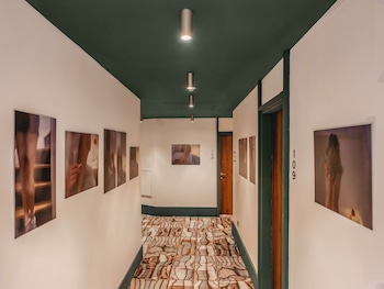 marty hotel bordeaux tapestry collection by hilton