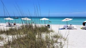holmes beach