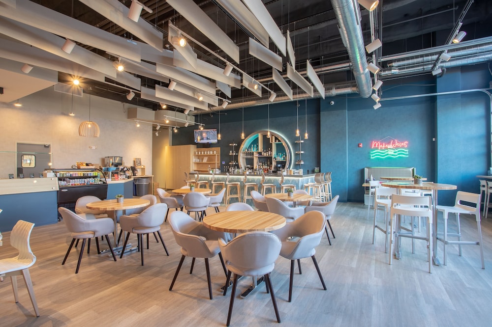 aloft buffalo downtown