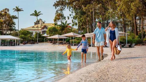 intercontinental sanctuary cove resort an ihg hotel