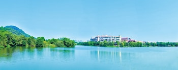 crowne plaza huzhou an ihg hotel