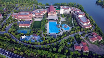 crowne plaza huzhou an ihg hotel