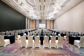crowne plaza huzhou an ihg hotel