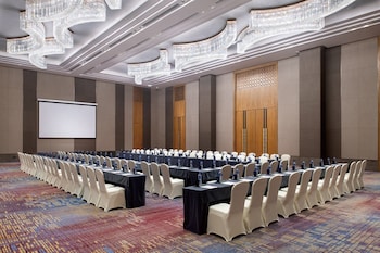 crowne plaza huzhou an ihg hotel