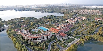 crowne plaza huzhou an ihg hotel