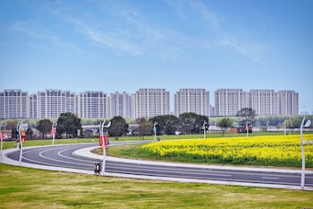crowne plaza huzhou an ihg hotel