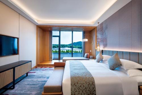 crowne plaza huzhou an ihg hotel