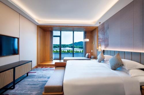 crowne plaza huzhou an ihg hotel