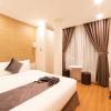 silent night dem lanh hotel