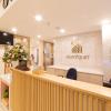 silent night dem lanh hotel