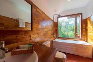 phu quoc bambusa resort