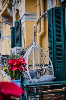 the square boutique hotel