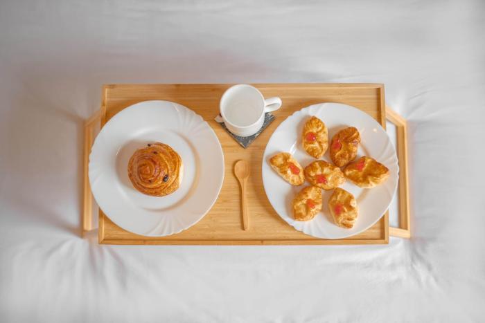the square boutique hotel