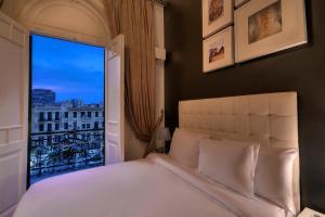 the square boutique hotel