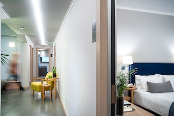 chroma fashion rooms and apartments